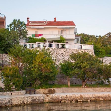 Apartments And Rooms By The Sea Supetarska Draga - Gonar, Rab - 16761 Exterior photo